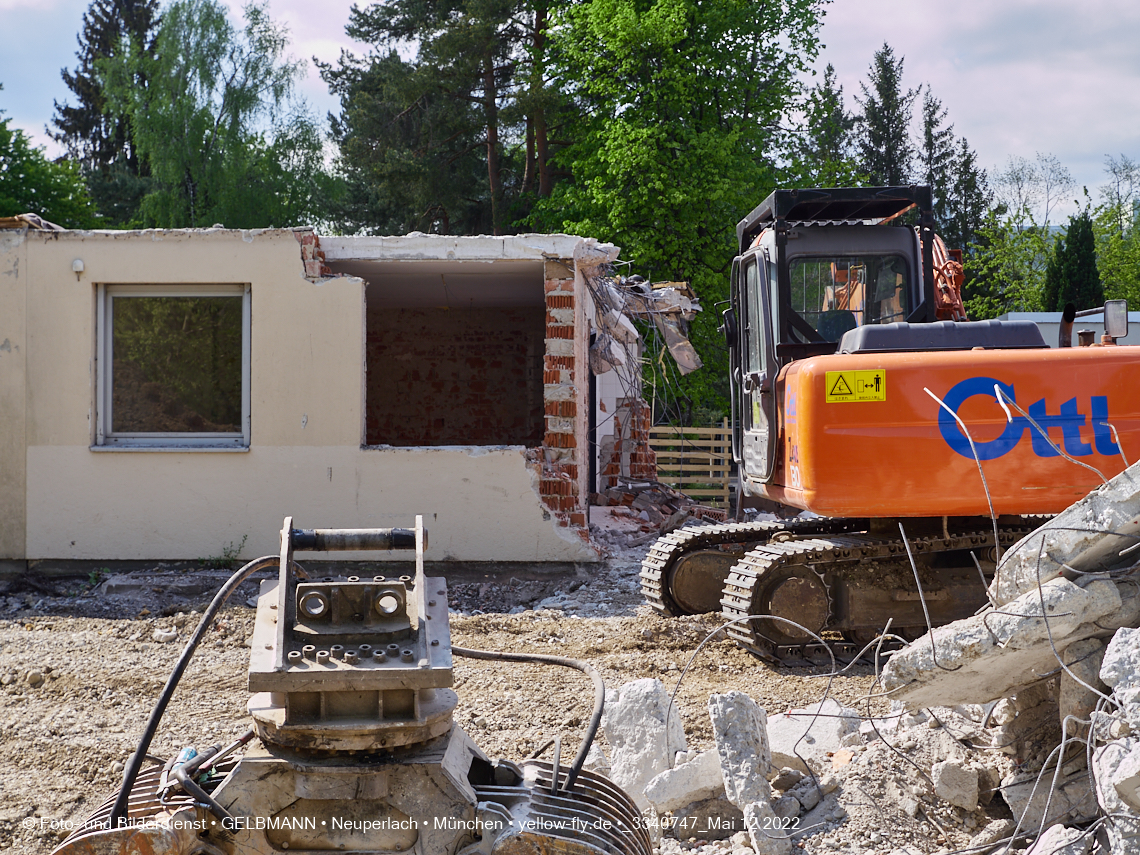 12.05.2022 - Baustelle am Haus für Kinder in Neuperlach